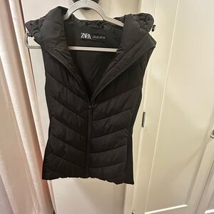 Zara black hooded zip up vest. Size small